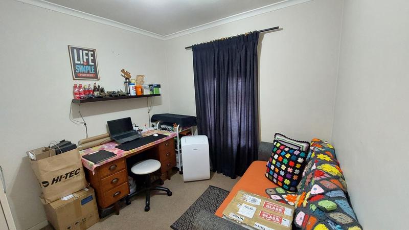 2 Bedroom Property for Sale in Sonstraal Heights Western Cape